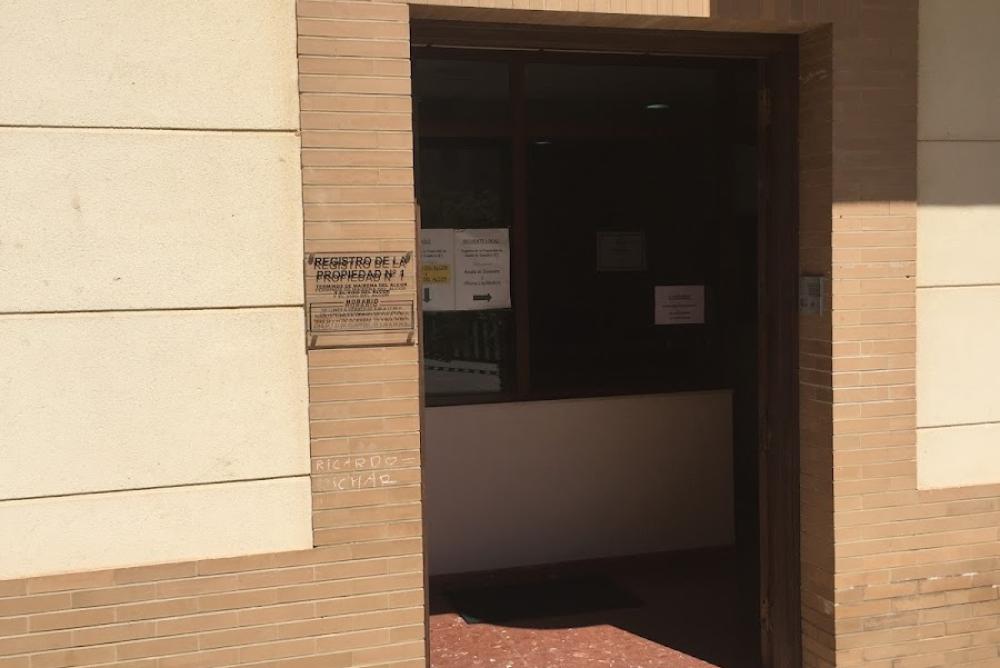 Registros de la Propiedad en la localidad de Alcalá de Guadaíra